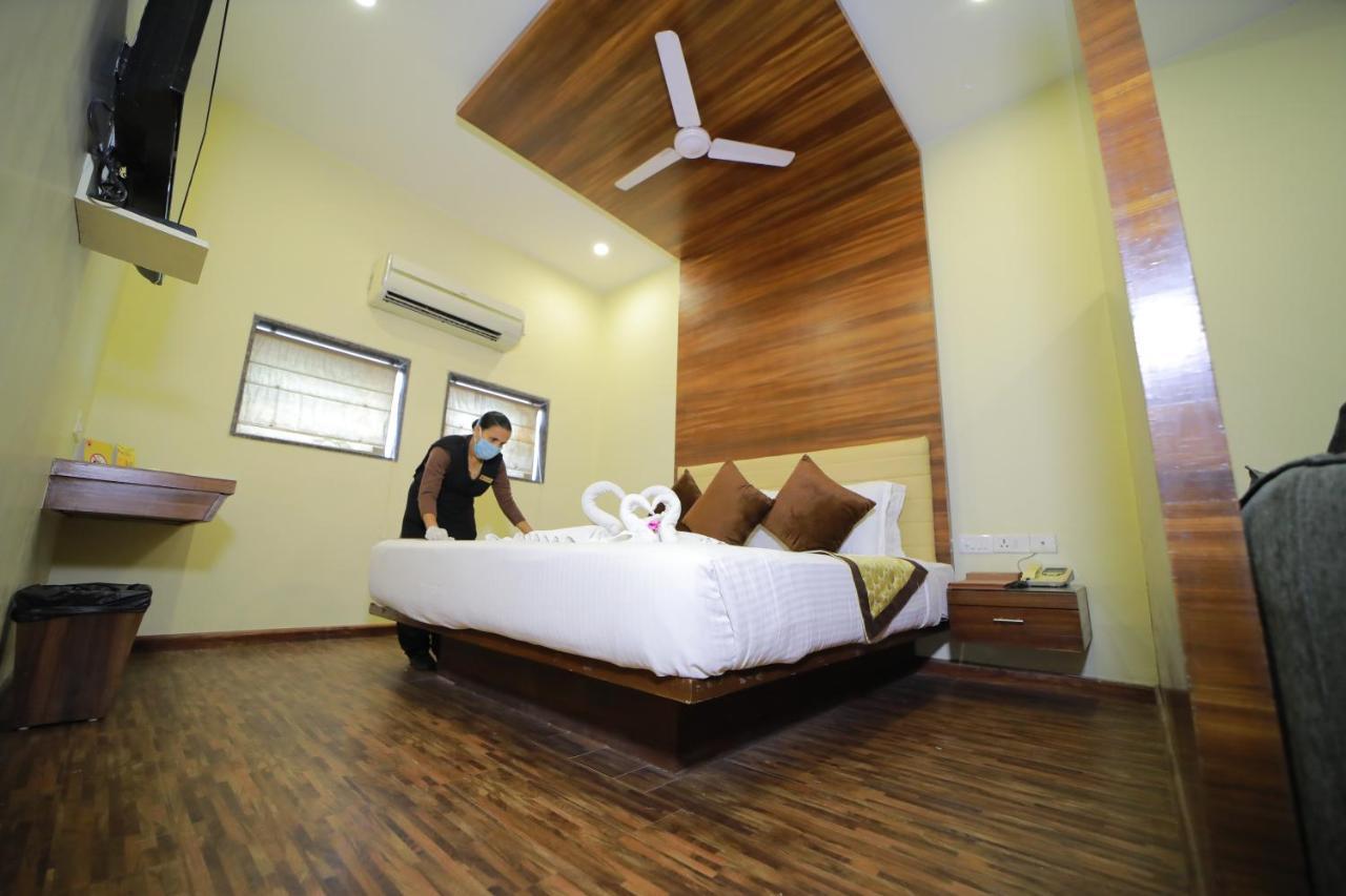 Vijaya Tej Clarks Inn Патна Экстерьер фото