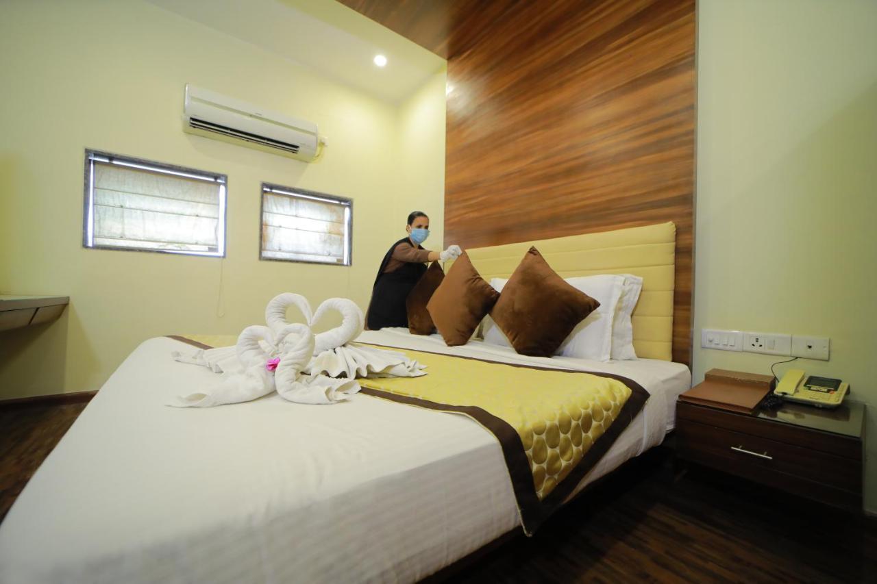 Vijaya Tej Clarks Inn Патна Экстерьер фото