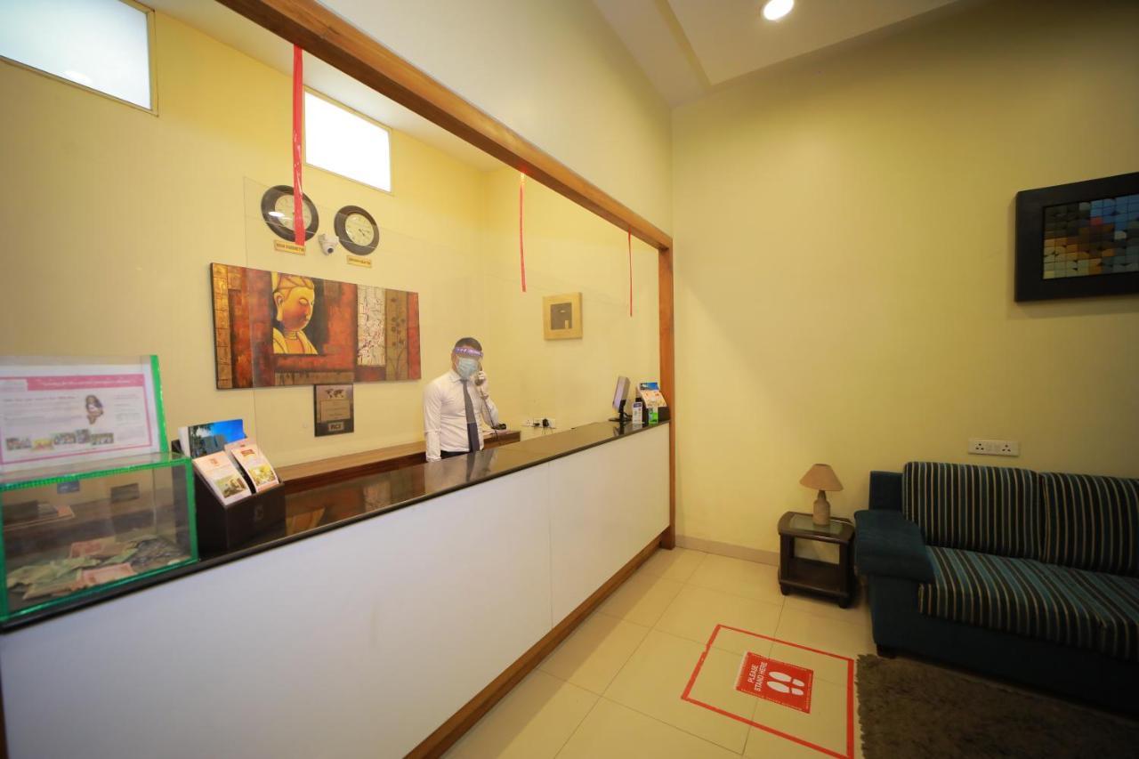 Vijaya Tej Clarks Inn Патна Экстерьер фото