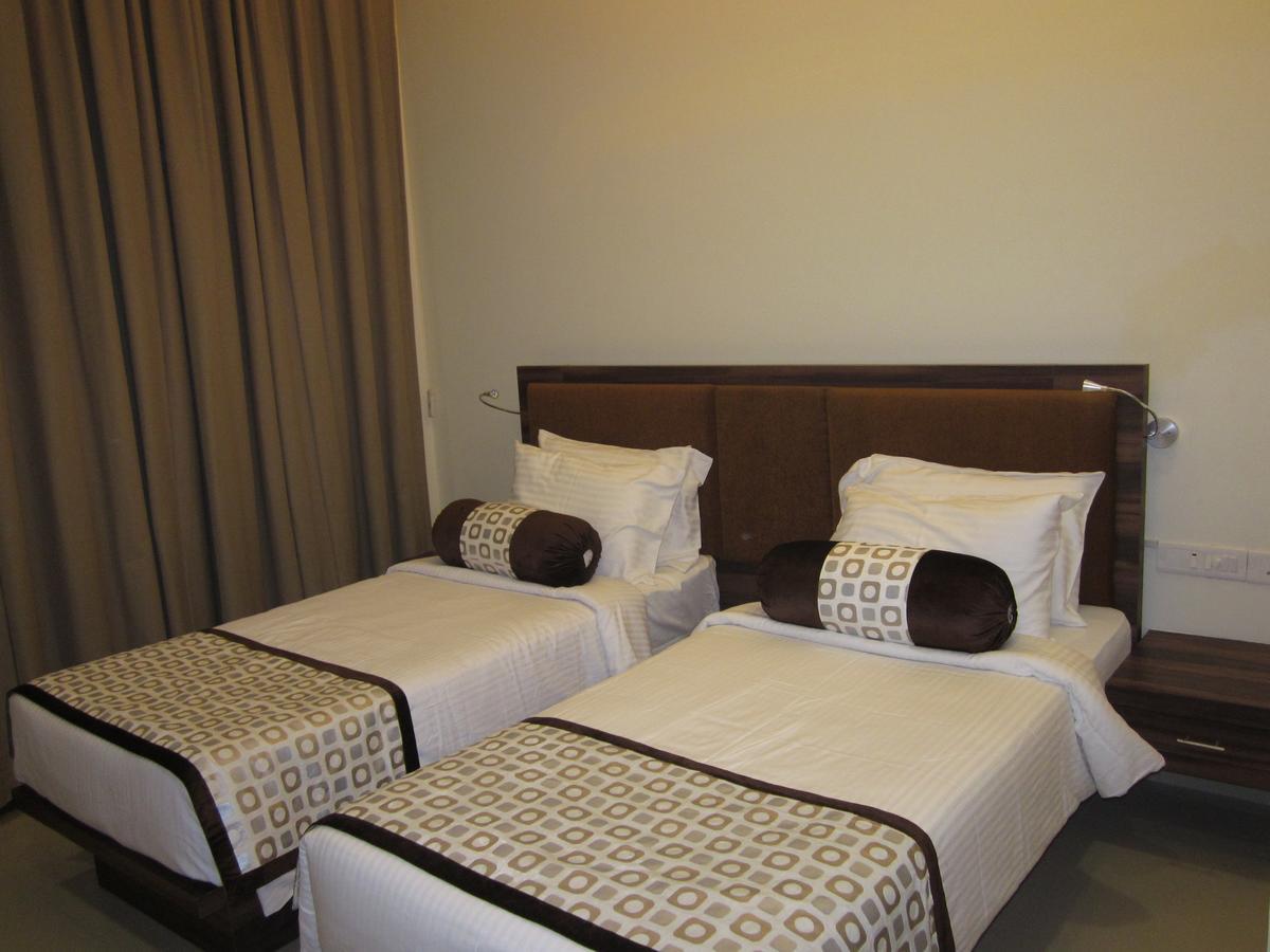 Vijaya Tej Clarks Inn Патна Экстерьер фото